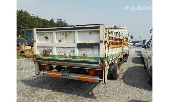 Buy Import Isuzu FTR 850 White Truck in Import - Dubai in Bagmati Buy Import Isuzu FTR 850 White Truck in Import - Dubai in Bagmati