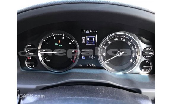 Buy Import Toyota Land Cruiser White Car in Import - Dubai in Bagmati Buy Import Toyota Land Cruiser White Car in Import - Dubai in Bagmati