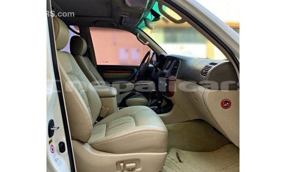 Buy Import Lexus LX White Car in Import - Dubai in Bagmati Buy Import Lexus LX White Car in Import - Dubai in Bagmati