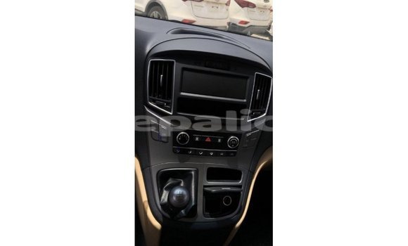 Buy Import Hyundai Accent White Car in Import - Dubai in Bagmati Buy Import Hyundai Accent White Car in Import - Dubai in Bagmati