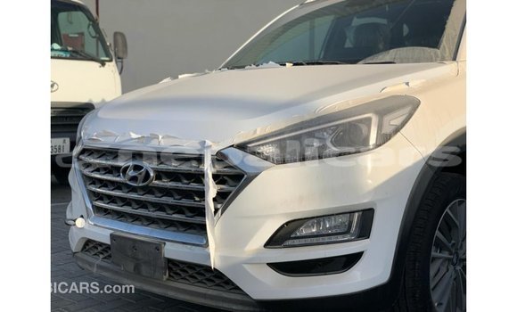 Buy Import Hyundai Tucson White Car in Import - Dubai in Bagmati Buy Import Hyundai Tucson White Car in Import - Dubai in Bagmati
