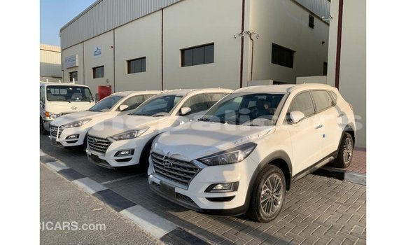 Buy Import Hyundai Tucson White Car in Import - Dubai in Bagmati Buy Import Hyundai Tucson White Car in Import - Dubai in Bagmati