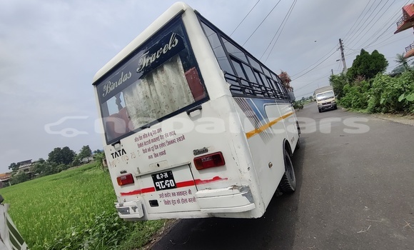 Buy Used Toyota DA White Truck in Chitwan in Narayani Buy Used Toyota DA White Truck in Chitwan in Narayani