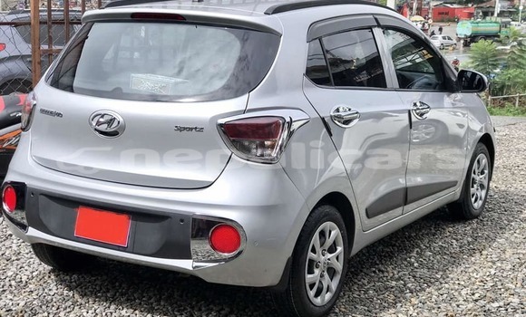 Buy Used Hyundai i10 Silver Car in Kathmandu in Bagmati Buy Used Hyundai i10 Silver Car in Kathmandu in Bagmati