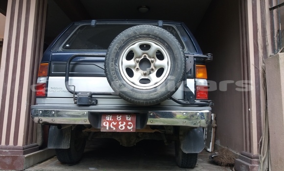 Buy Used Nissan Pathfinder Blue Car in Kathmandu in Bagmati Buy Used Nissan Pathfinder Blue Car in Kathmandu in Bagmati