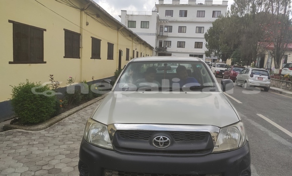 Buy Used Toyota Hiluxe VIGO Silver Car in Lalitpur in Bagmati