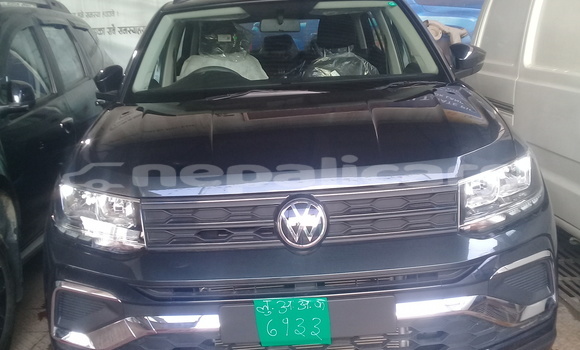 Buy New Renault Duster Black Car in Kathmandu in Bagmati Buy New Renault Duster Black Car in Kathmandu in Bagmati