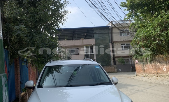 Buy Used Volkswagen Tiguan White Car in Lalitpur in Bagmati