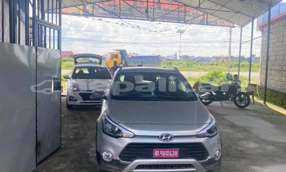 Buy Used Hyundai i20 Silver Car in Bharatpur in Narayani Buy Used Hyundai i20 Silver Car in Bharatpur in Narayani