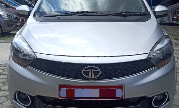 Buy Used TATA Indigo White Car in Kathmandu in Bagmati Buy Used TATA Indigo White Car in Kathmandu in Bagmati