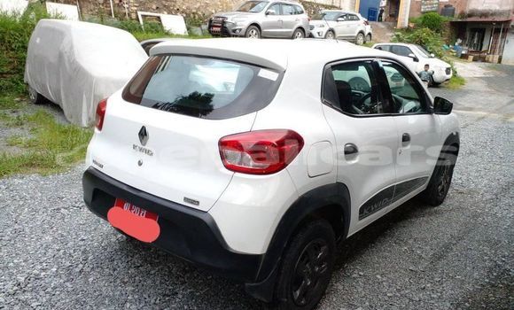 Buy Used Renault KWID White Car in Kathmandu in Bagmati Buy Used Renault KWID White Car in Kathmandu in Bagmati