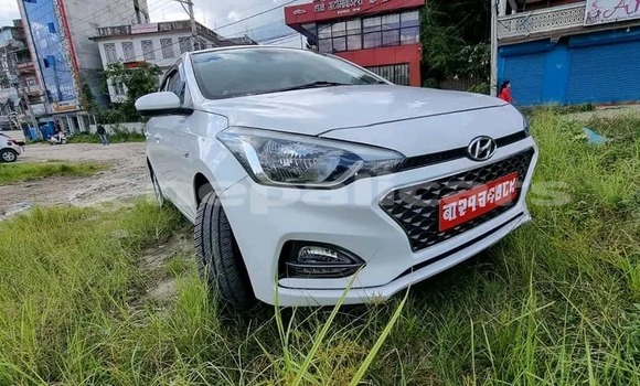 Buy Used Hyundai i20 White Car in Kathmandu in Bagmati Buy Used Hyundai i20 White Car in Kathmandu in Bagmati