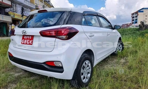 Buy Used Hyundai i20 White Car in Kathmandu in Bagmati Buy Used Hyundai i20 White Car in Kathmandu in Bagmati