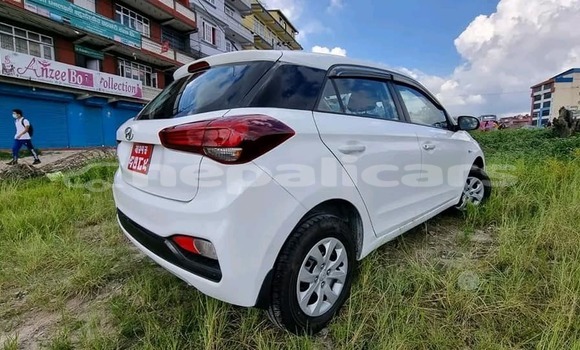 Buy Used Hyundai i20 White Car in Kathmandu in Bagmati Buy Used Hyundai i20 White Car in Kathmandu in Bagmati