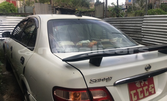 Buy Used Nissan Sunny White Car in Kathmandu in Bagmati Buy Used Nissan Sunny White Car in Kathmandu in Bagmati