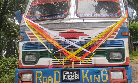 Buy Used Toyota DA Green Truck in Butwal in Lumbini