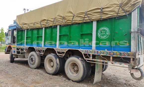 Buy Used Toyota DA Green Truck in Butwal in Lumbini Buy Used Toyota DA Green Truck in Butwal in Lumbini