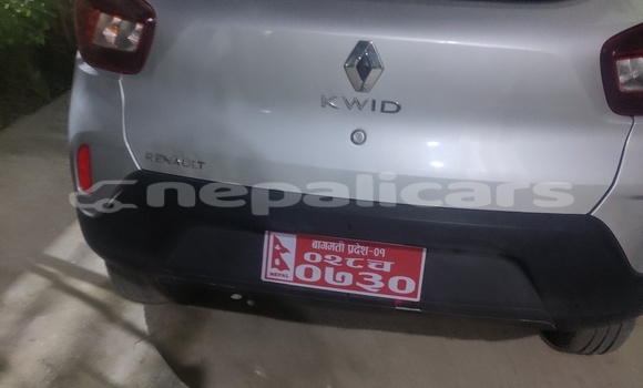 Buy Used Renault KWID Silver Car in Janakpur in Janakpur Buy Used Renault KWID Silver Car in Janakpur in Janakpur