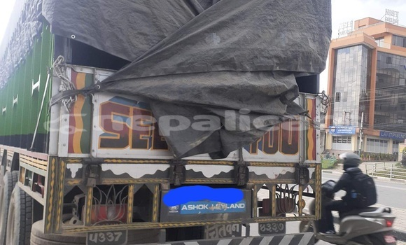 Buy Used Caterpillar 120 Green Truck in Lalitpur in Bagmati Buy Used Caterpillar 120 Green Truck in Lalitpur in Bagmati