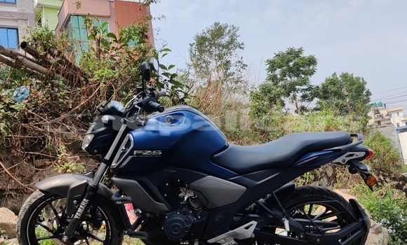 Buy Used Yamaha FZ Blue Bike in Kathmandu in Bagmati Buy Used Yamaha FZ Blue Bike in Kathmandu in Bagmati