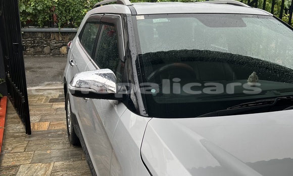 Buy Used Hyundai Creta Silver Car in Pokhara in Gandaki Buy Used Hyundai Creta Silver Car in Pokhara in Gandaki