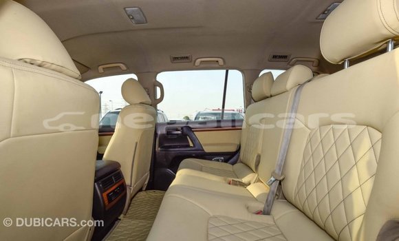 Buy Import Toyota Land Cruiser White Car in Import - Dubai in Bagmati Buy Import Toyota Land Cruiser White Car in Import - Dubai in Bagmati