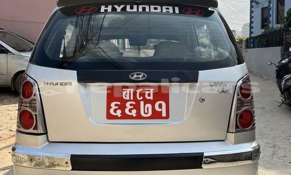Buy Used Hyundai Santamo Beige Car in Kathmandu in Bagmati