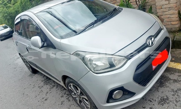 Buy Used Hyundai XG Beige Car in Kathmandu in Bagmati Buy Used Hyundai XG Beige Car in Kathmandu in Bagmati