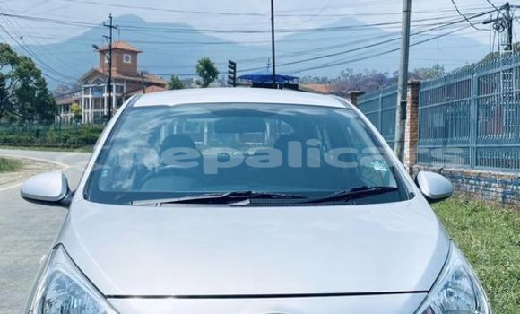 Buy Used Hyundai i10 Beige Car in Kathmandu in Bagmati