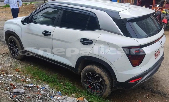 Buy Used Hyundai Creta White Car in Bharatpur in Narayani Buy Used Hyundai Creta White Car in Bharatpur in Narayani
