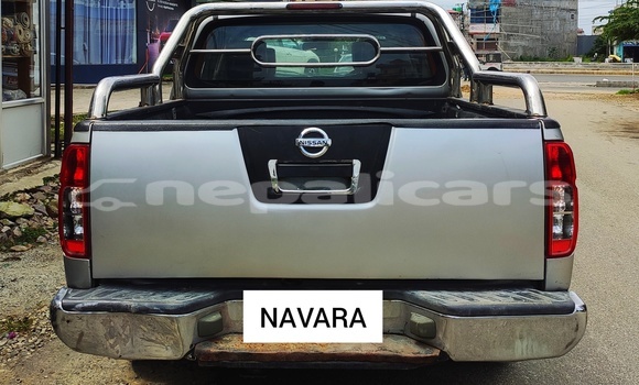 Buy Used Nissan Navara Silver Car in Bharatpur in Narayani Buy Used Nissan Navara Silver Car in Bharatpur in Narayani