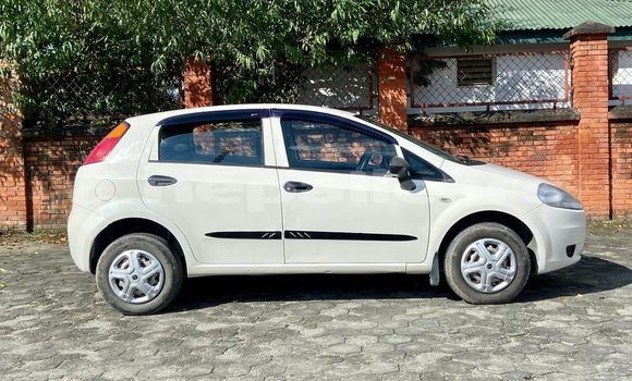 Buy Used Fiat Punto White Car in Kathmandu in Bagmati Buy Used Fiat Punto White Car in Kathmandu in Bagmati