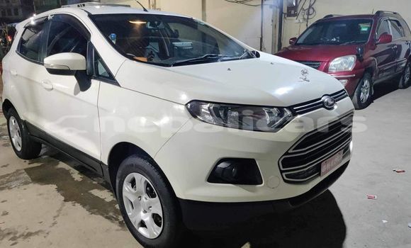 Buy Used Ford Escape White Car in Kathmandu in Bagmati Buy Used Ford Escape White Car in Kathmandu in Bagmati