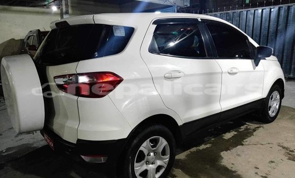 Buy Used Ford Escape White Car in Kathmandu in Bagmati Buy Used Ford Escape White Car in Kathmandu in Bagmati