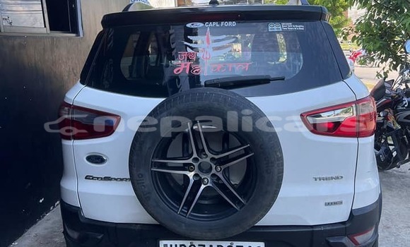 Buy Used Toyota Echo White Car in Kathmandu in Bagmati Buy Used Toyota Echo White Car in Kathmandu in Bagmati