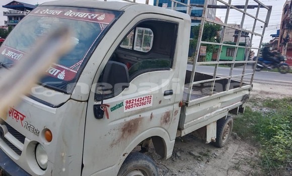 Buy Used Hyundai Chorus White Truck in Kathmandu in Bagmati Buy Used Hyundai Chorus White Truck in Kathmandu in Bagmati