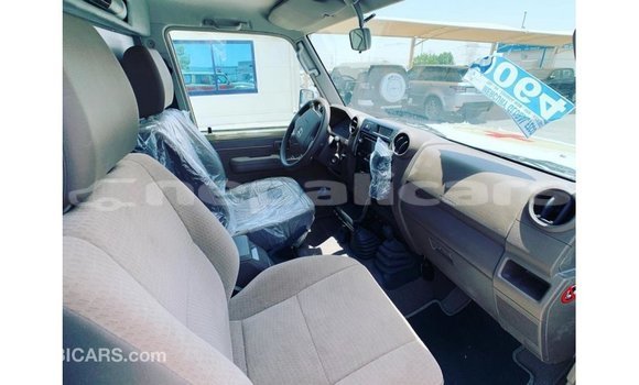 Buy Import Toyota Land Cruiser White Car in Import - Dubai in Bagmati Buy Import Toyota Land Cruiser White Car in Import - Dubai in Bagmati