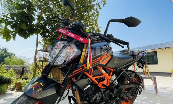 Buy New KTM 250 Black Bike in Nepalganj in Bheri Buy New KTM 250 Black Bike in Nepalganj in Bheri