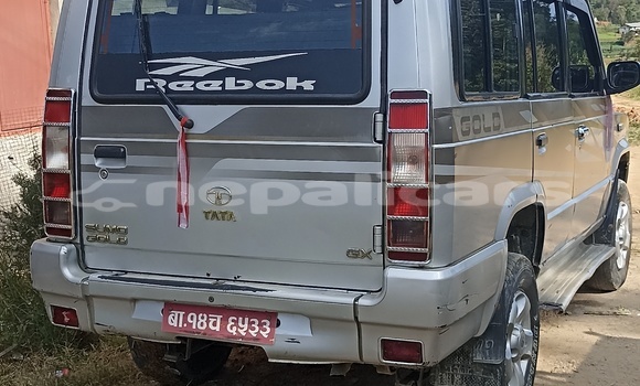 Buy Used TATA Sumo Silver Car in Panauti in Bagmati Buy Used TATA Sumo Silver Car in Panauti in Bagmati