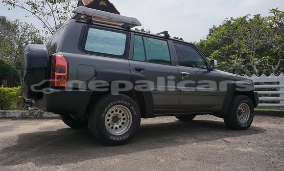 Buy Used Nissan Patrol Silver Car in Mahendranagar in Mahakali Buy Used Nissan Patrol Silver Car in Mahendranagar in Mahakali