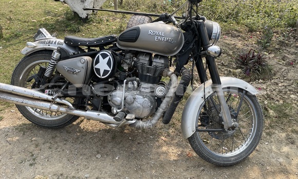 Buy Used Royal Enfield BULLET Other Bike in Dhangadi in Seti