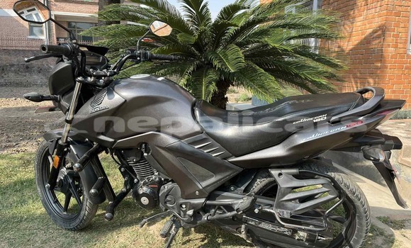 Buy Used Honda CB Black Bike in Lalitpur in Bagmati