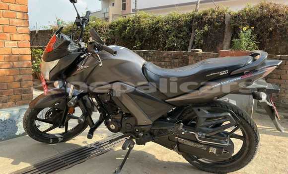 Buy Used Honda CB Black Bike in Lalitpur in Bagmati Buy Used Honda CB Black Bike in Lalitpur in Bagmati