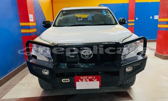Buy New Toyota Land Cruiser White Car in Kathmandu in Bagmati Buy New Toyota Land Cruiser White Car in Kathmandu in Bagmati