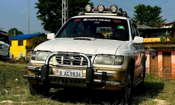 Buy Used Kia Sportage White Car in Jaleshwar in Janakpur Buy Used Kia Sportage White Car in Jaleshwar in Janakpur