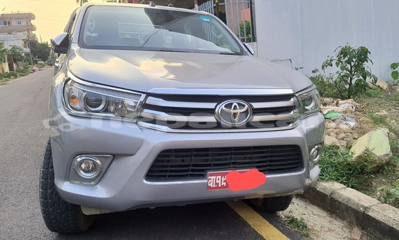 Buy Used Toyota Hilux Silver Car in Hetauda in Narayani Buy Used Toyota Hilux Silver Car in Hetauda in Narayani