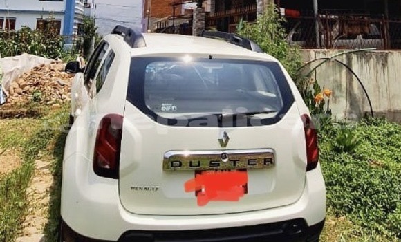 Buy Used Renault 18 White Car in Kathmandu in Bagmati Buy Used Renault 18 White Car in Kathmandu in Bagmati