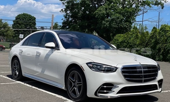 Buy Used Mercedes‒Benz S–Class White Car in Amargadhi in Mahakali Buy Used Mercedes‒Benz S–Class White Car in Amargadhi in Mahakali