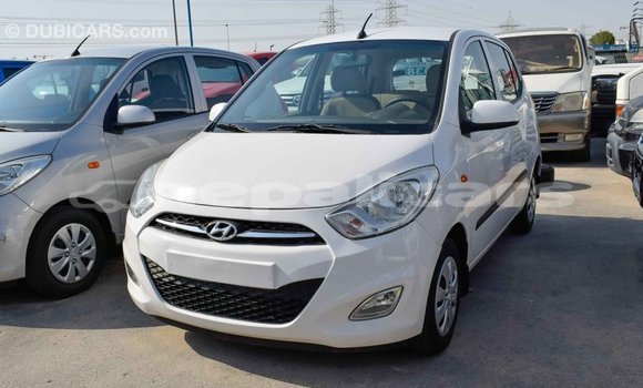 Buy Import Hyundai i10 White Car in Import - Dubai in Bagmati Buy Import Hyundai i10 White Car in Import - Dubai in Bagmati