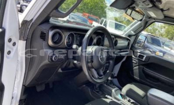 Buy Used Jeep Wrangler White Car in Amargadhi in Mahakali Buy Used Jeep Wrangler White Car in Amargadhi in Mahakali